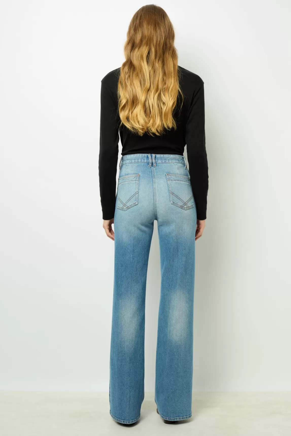 Cheap Gerard Darel Flared -ANNA Jeans