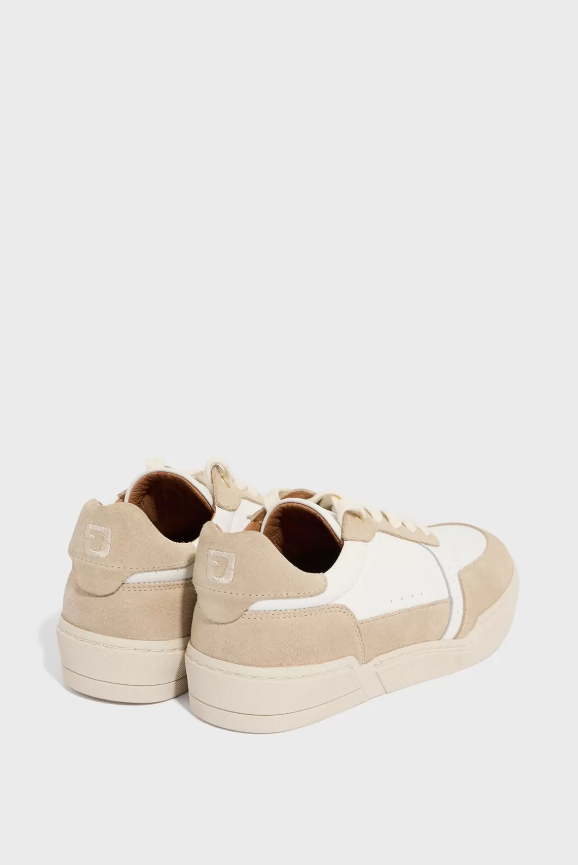 Cheap Gerard Darel Sneakers aus Leder und Wildleder - NINA Beige