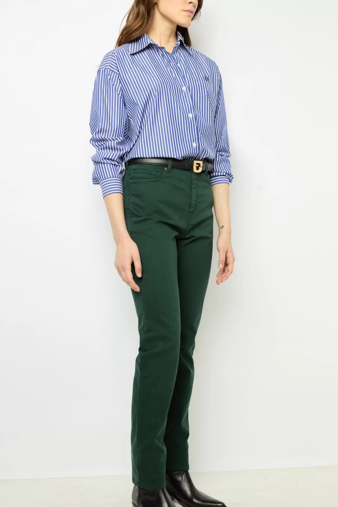 Shop Gerard Darel Soft touch slim jeans - NAOUELL Vertcactus